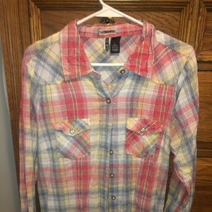 Buckle plaid button up shirt, size L.